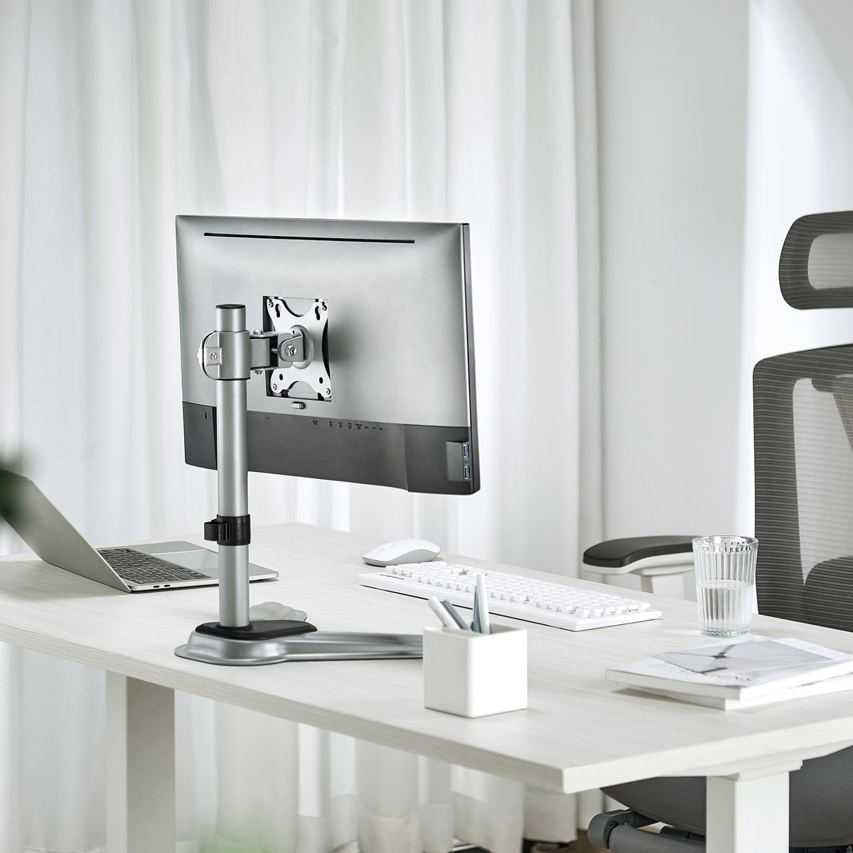 Premium Aluminum Articulating Monitor Stand MTLDMB01 ETA10.20