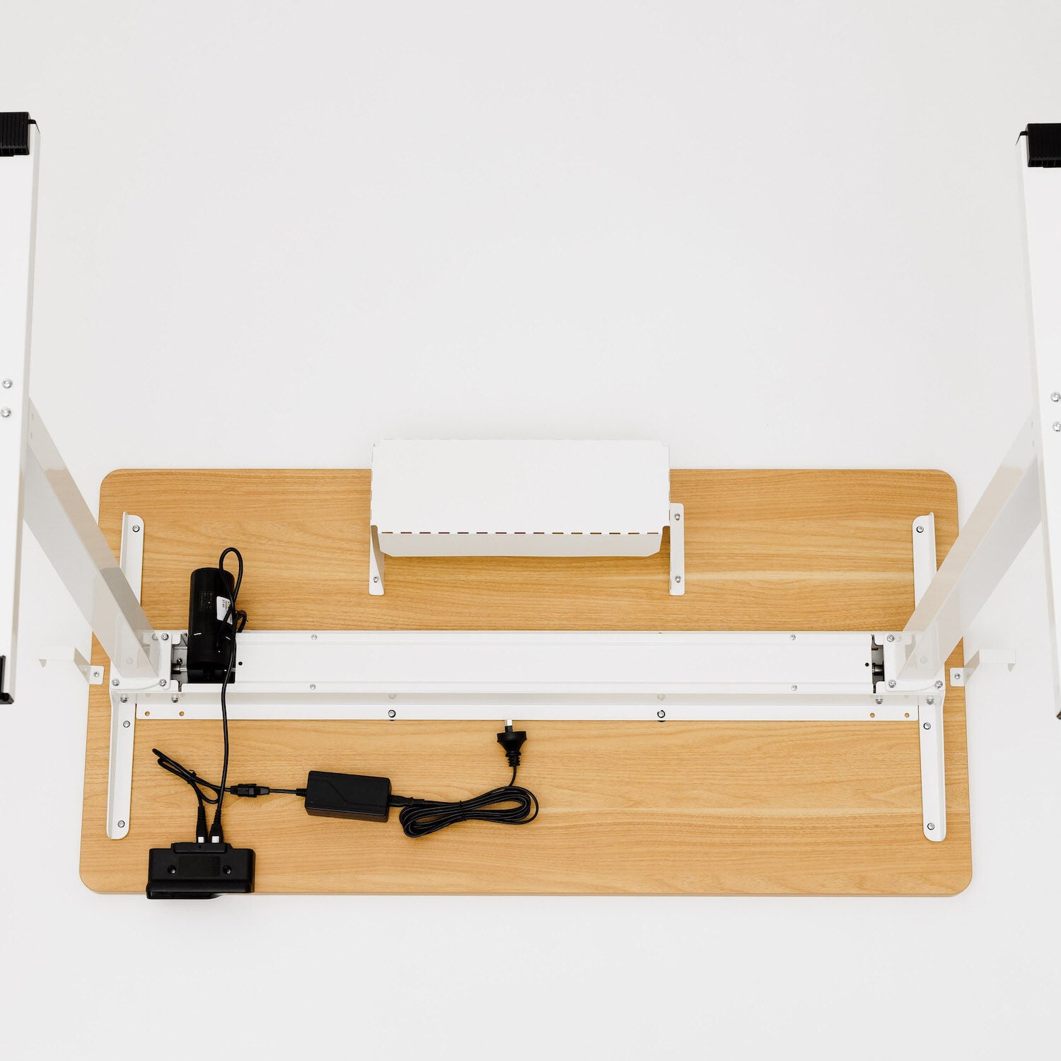 Height Adjustable Desk with cable tray - GKU SmartUp