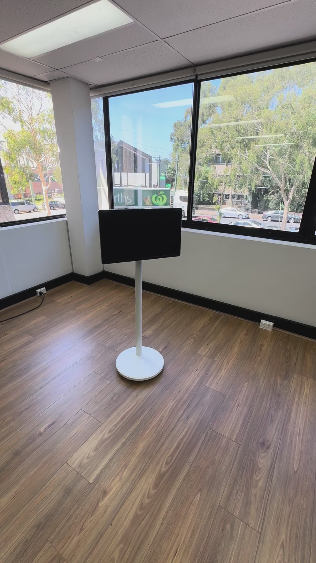 Load video: FlexView Tv Monitor floor stand rotating 10 to 42 inch